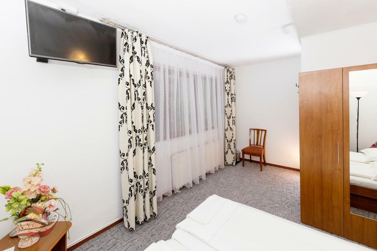 Casa Dealul Melcilor Hotel Брашов Екстериор снимка