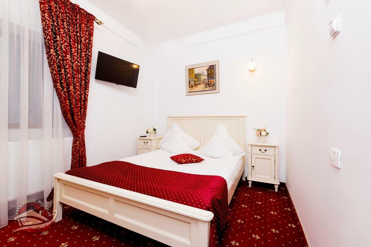 Casa Dealul Melcilor Hotel Брашов Екстериор снимка