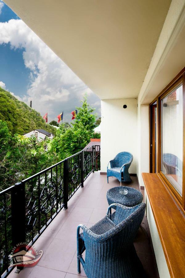 Casa Dealul Melcilor Hotel Брашов Екстериор снимка